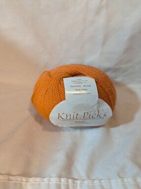 Knit Picks Palette Apricot Yarn Peru Wool 50g 231yd Orange